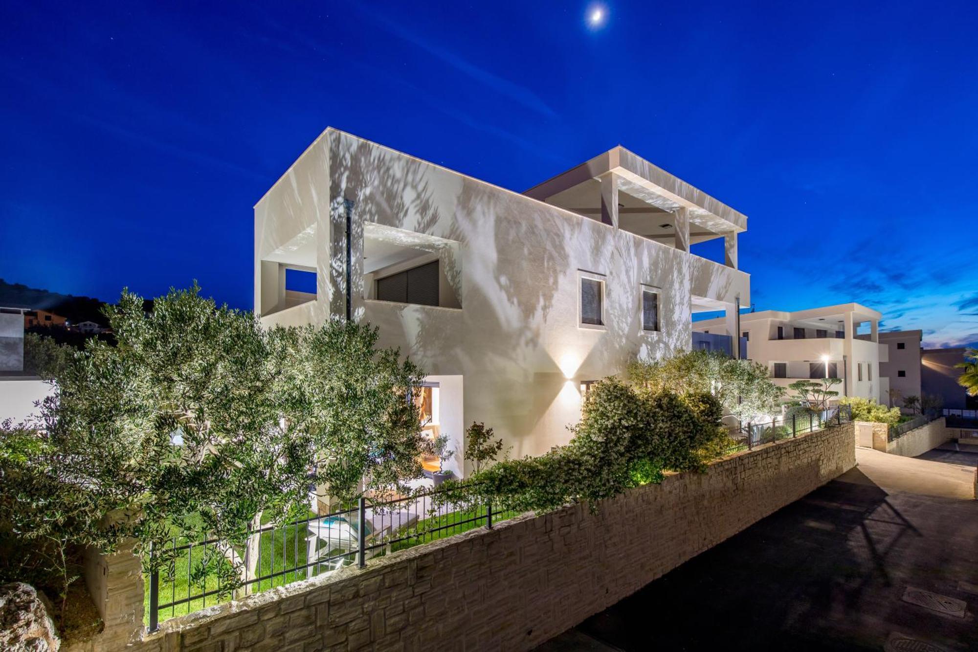 Luxury Apartment Hyperion With Private Pool And Garden Murter Luaran gambar