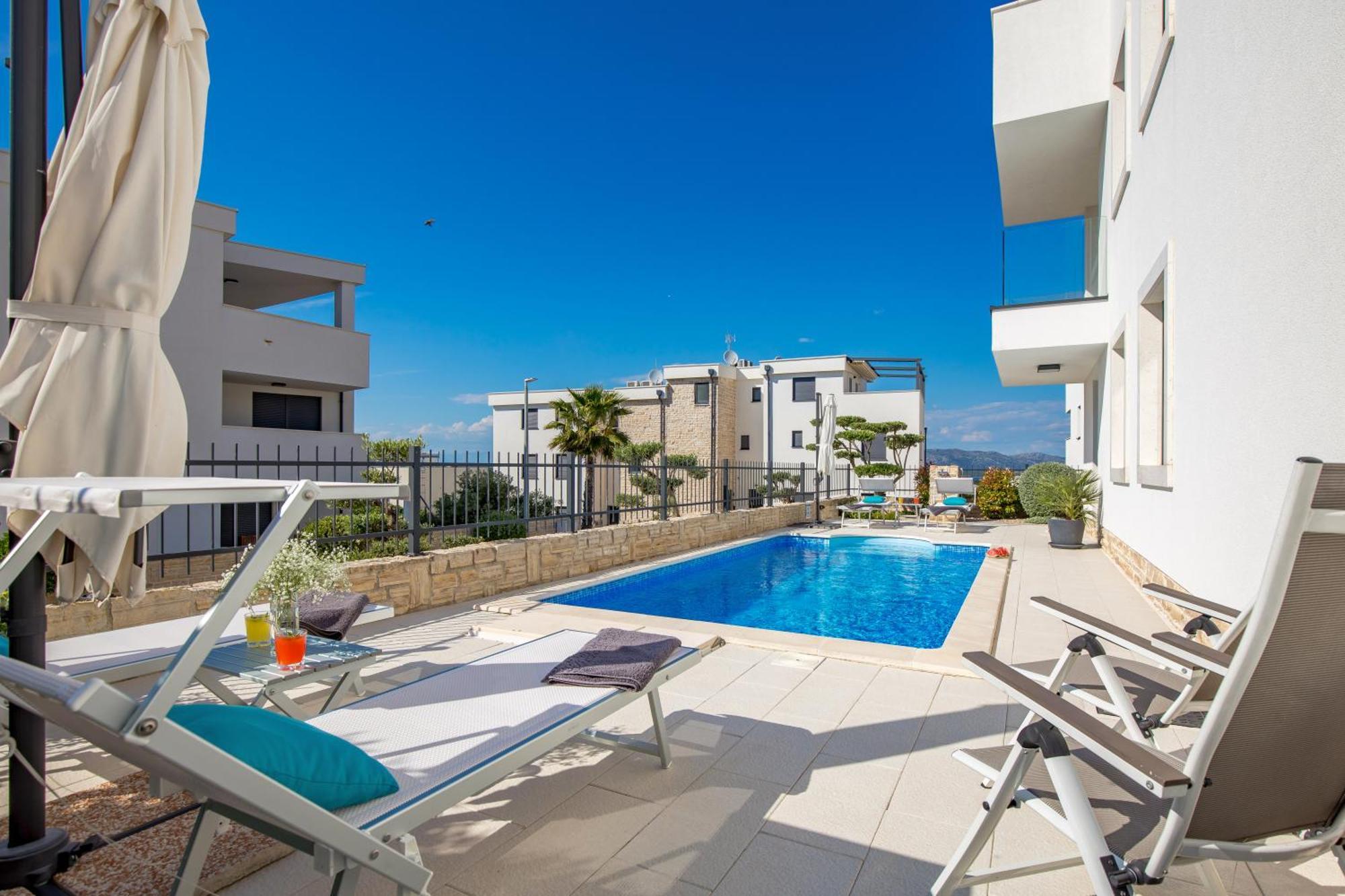 Luxury Apartment Hyperion With Private Pool And Garden Murter Luaran gambar