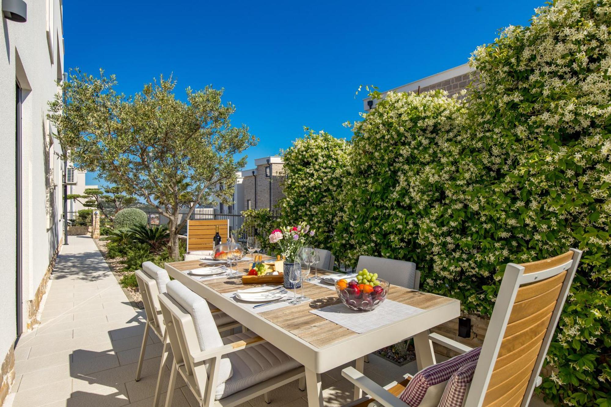 Luxury Apartment Hyperion With Private Pool And Garden Murter Luaran gambar