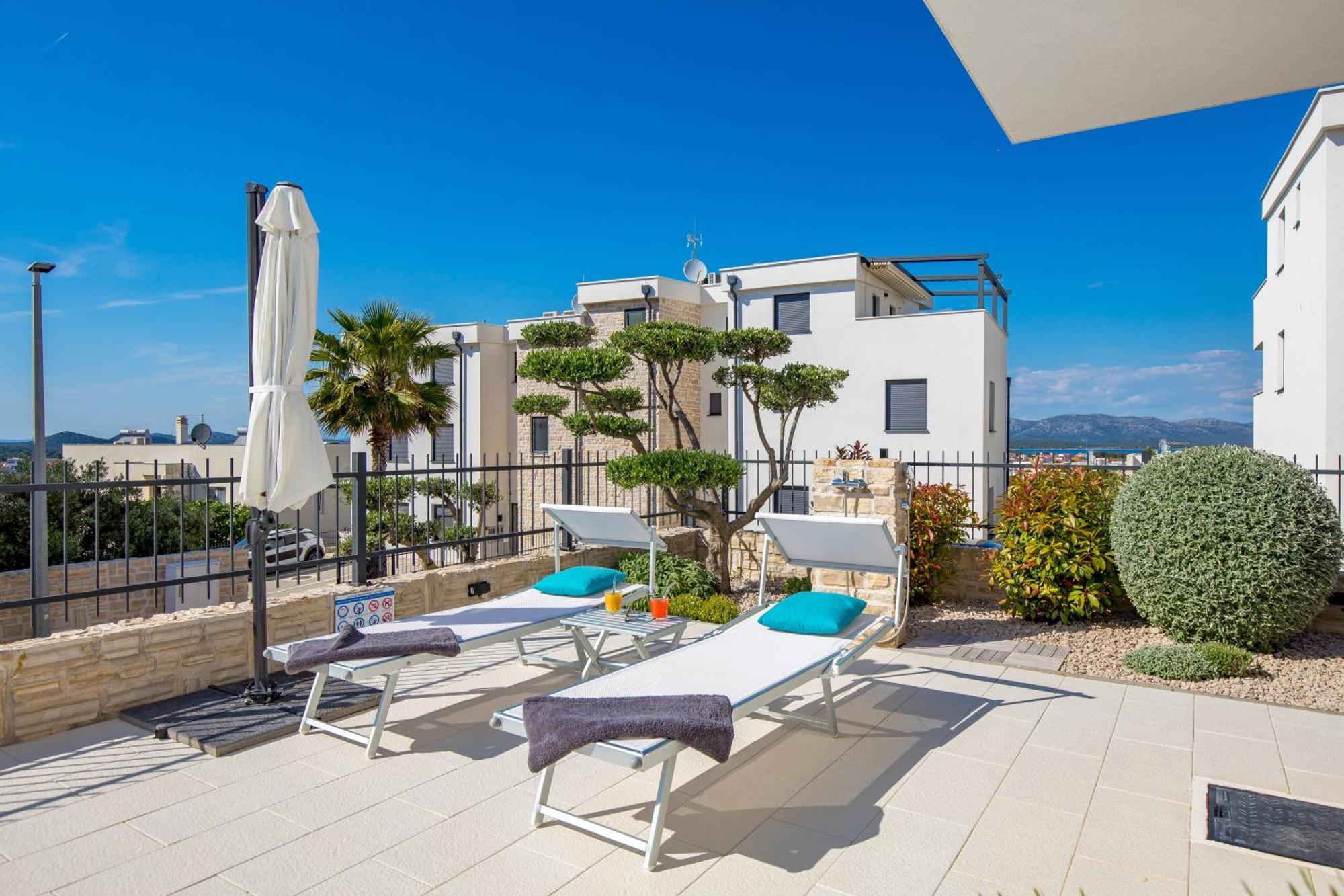 Luxury Apartment Hyperion With Private Pool And Garden Murter Luaran gambar